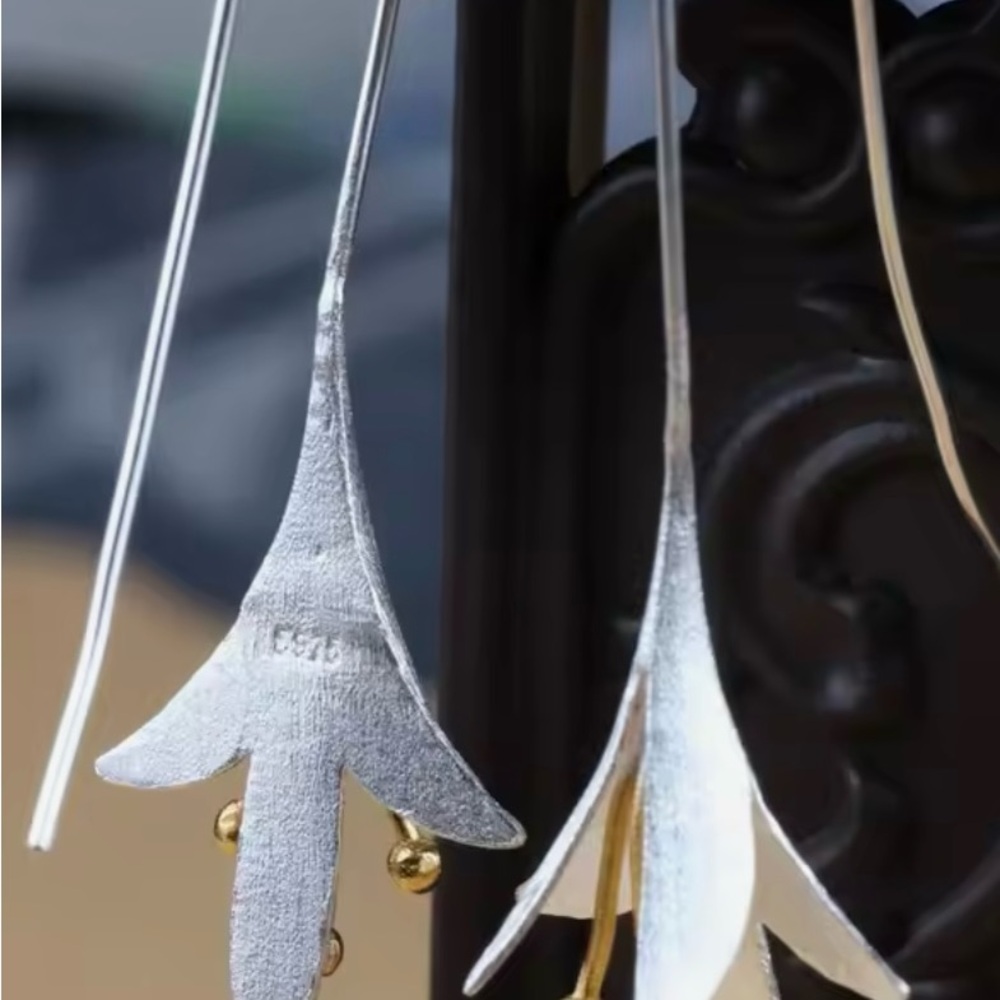 925 Sterling Silver Flower Earrings,, Calla Lily Earrings - Picture 3 of 6